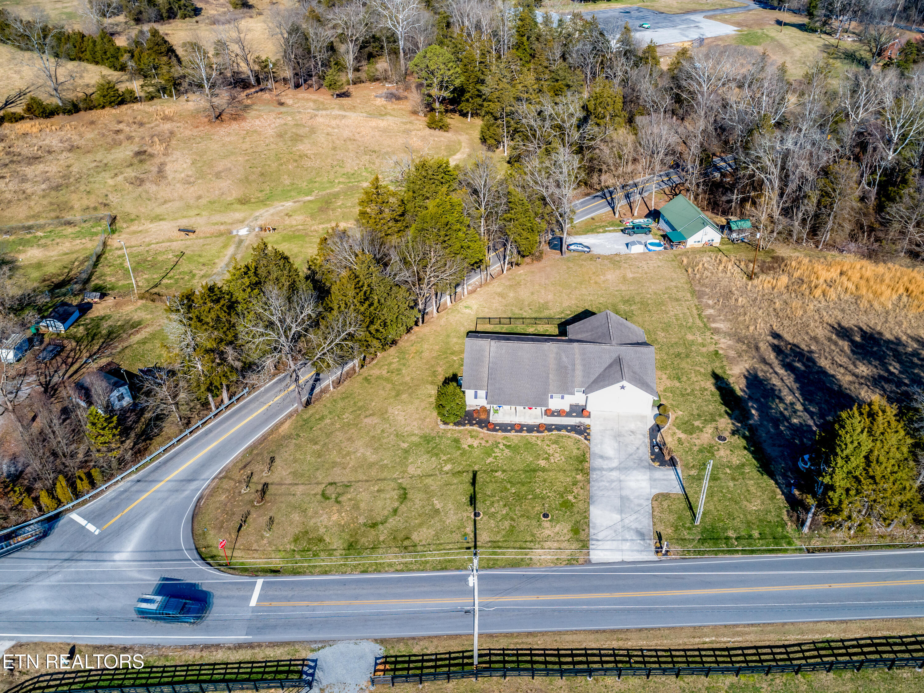 107 River Rd
