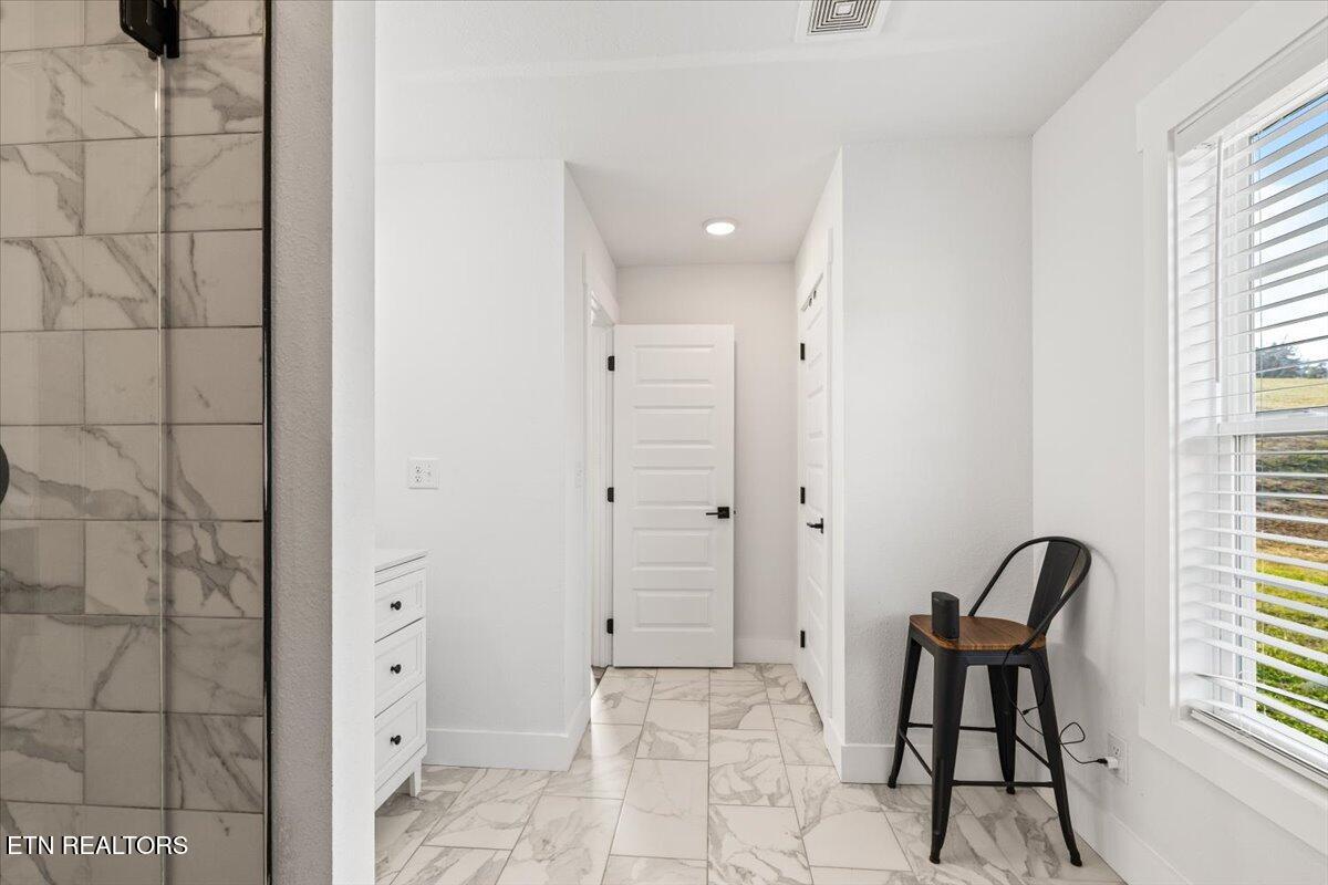 258 Old Middlesboro Hwy, LaFollette