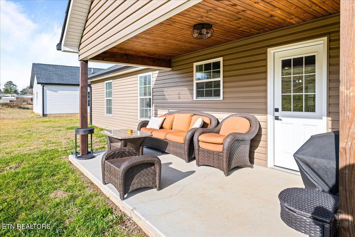 258 Old Middlesboro Hwy, LaFollette