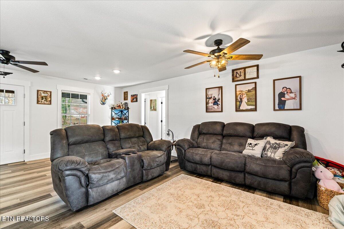 258 Old Middlesboro Hwy, LaFollette