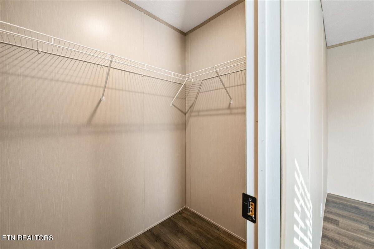 550 Quail Run Lane, LaFollette