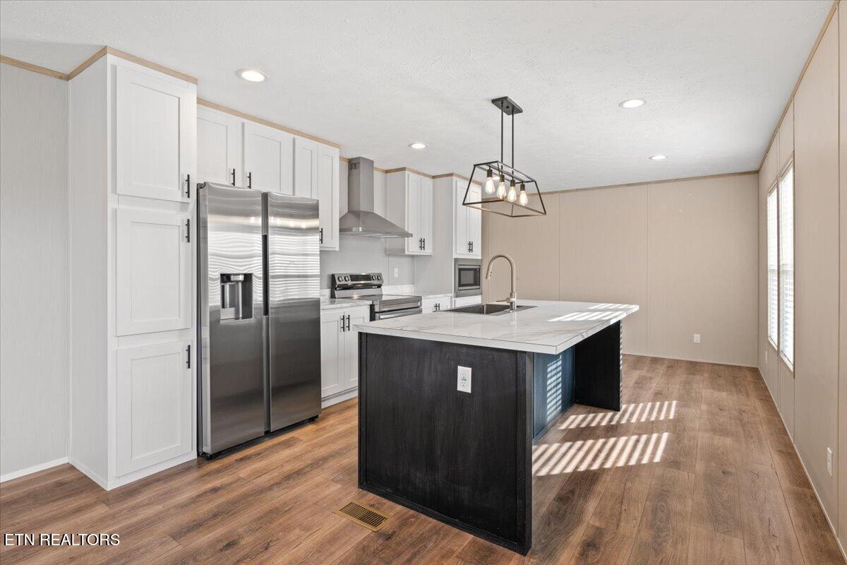 550 Quail Run Lane, LaFollette