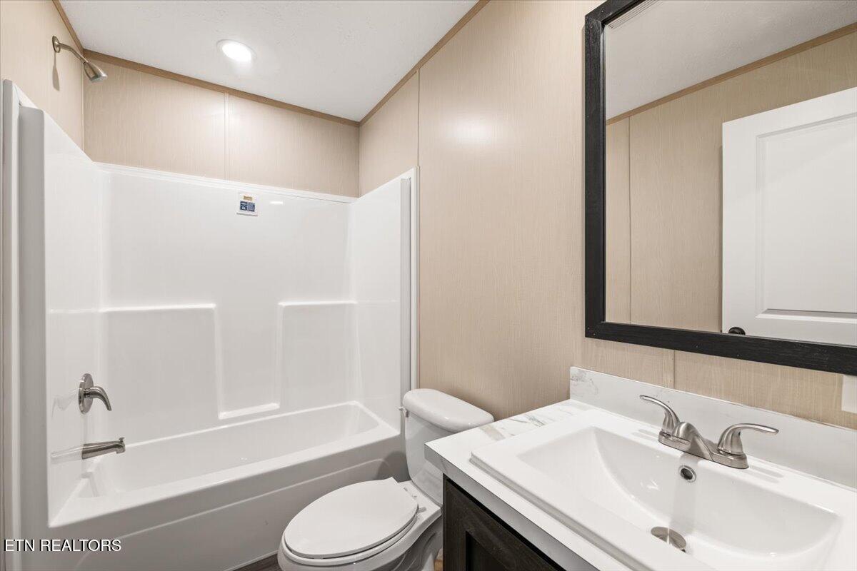 550 Quail Run Lane, LaFollette