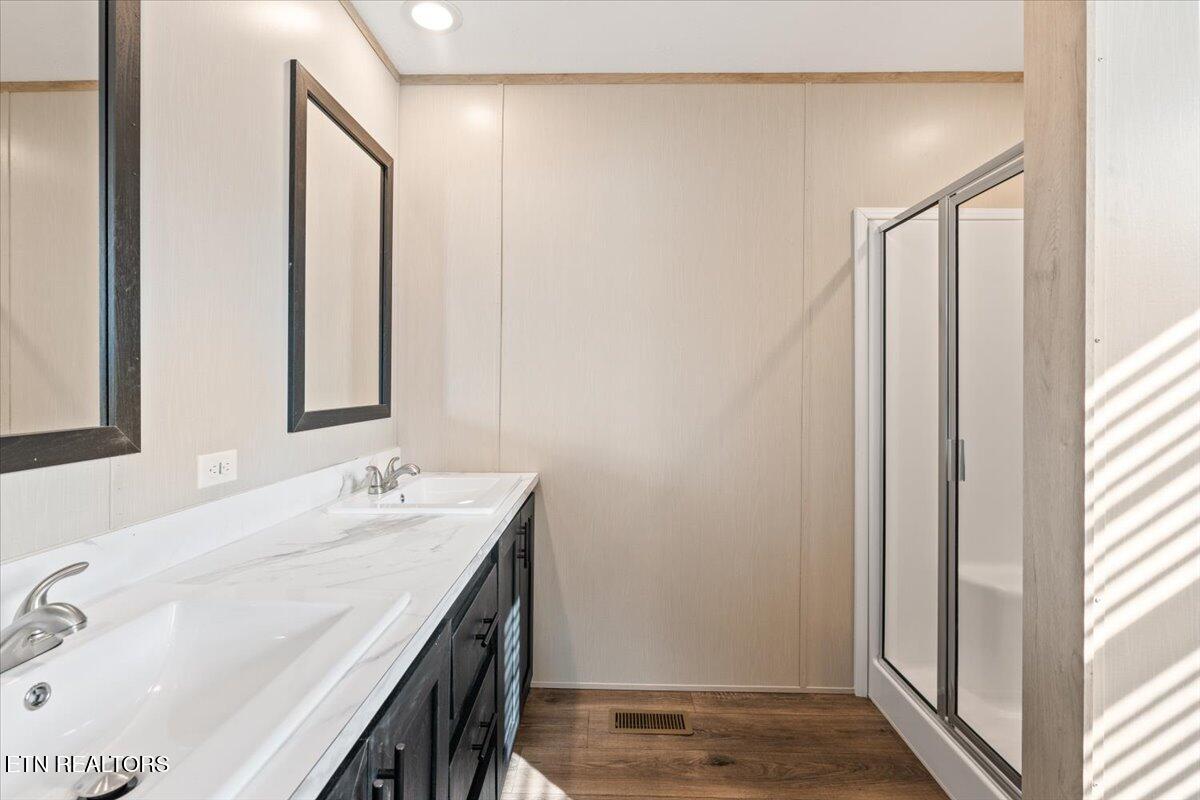 550 Quail Run Lane, LaFollette