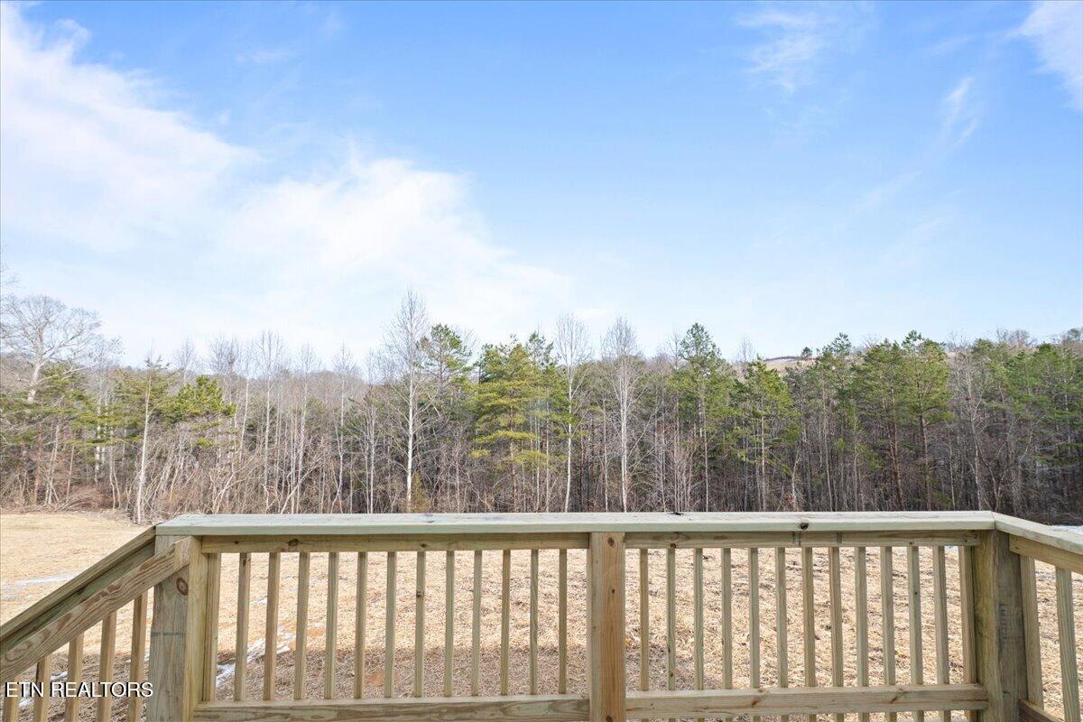 550 Quail Run Lane, LaFollette