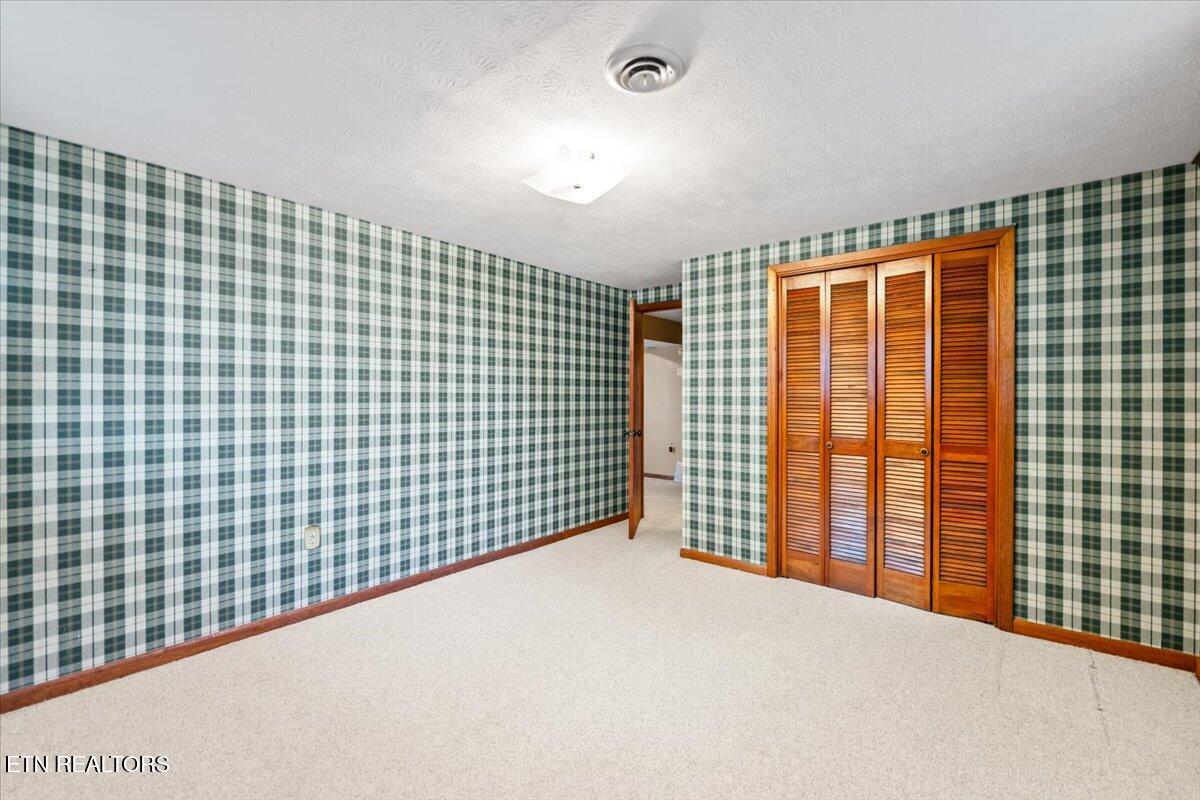 301 Wheeler Lane, LaFollette