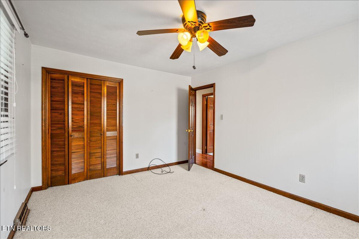 301 Wheeler Lane, LaFollette