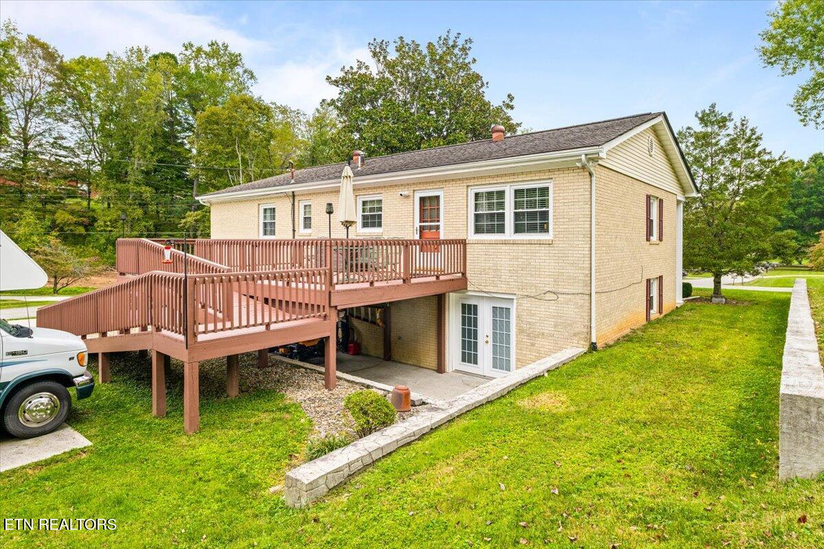 301 Wheeler Lane, LaFollette