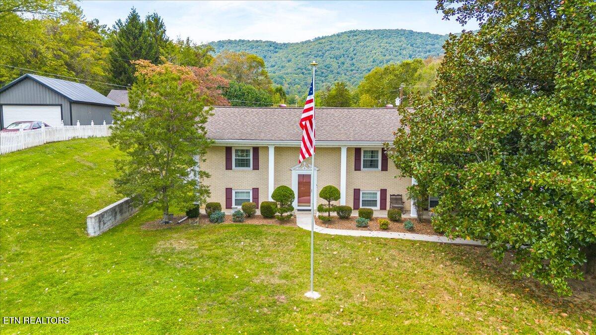 301 Wheeler Lane, LaFollette