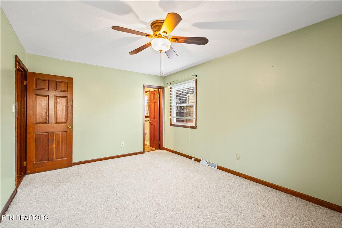 301 Wheeler Lane, LaFollette