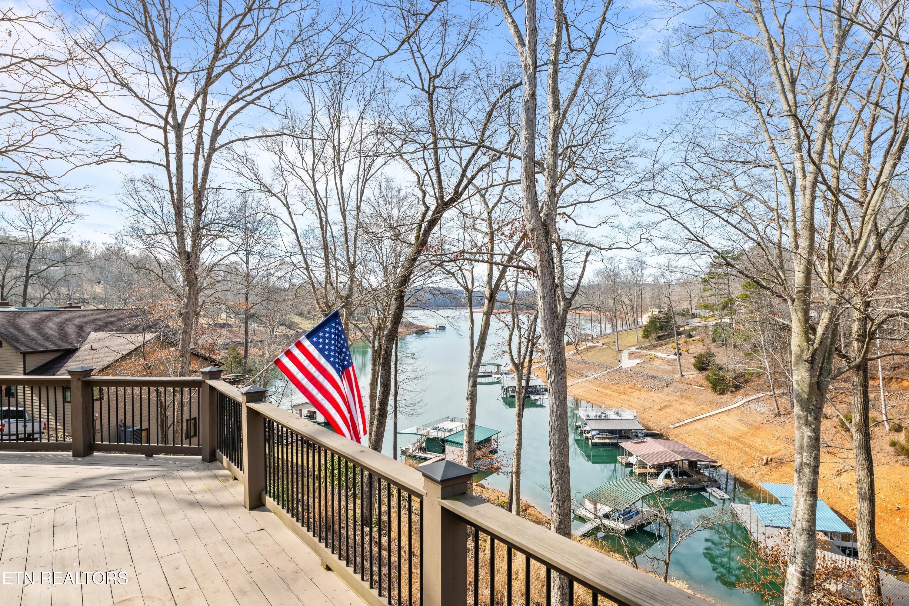 639 Deerwood Lane, LaFollette