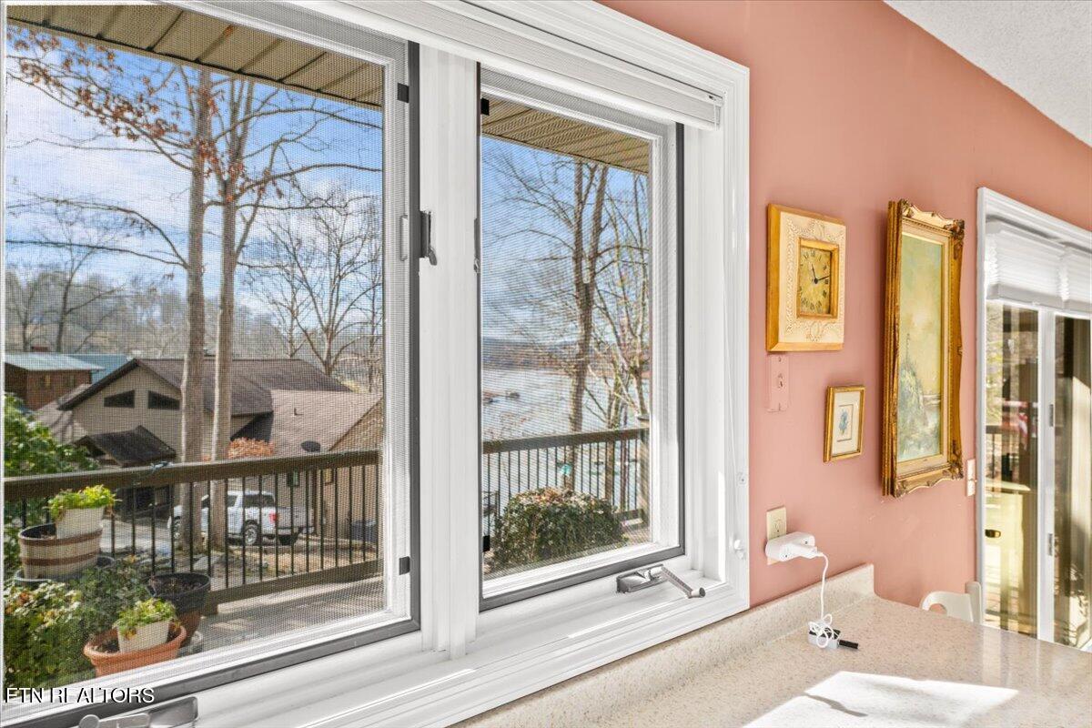 639 Deerwood Lane, LaFollette