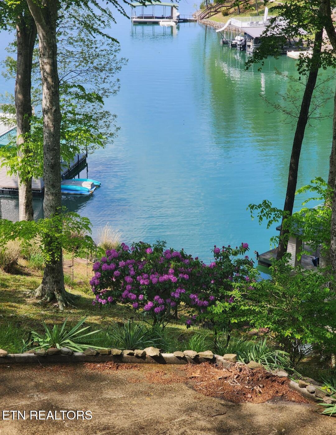 639 Deerwood Lane, LaFollette