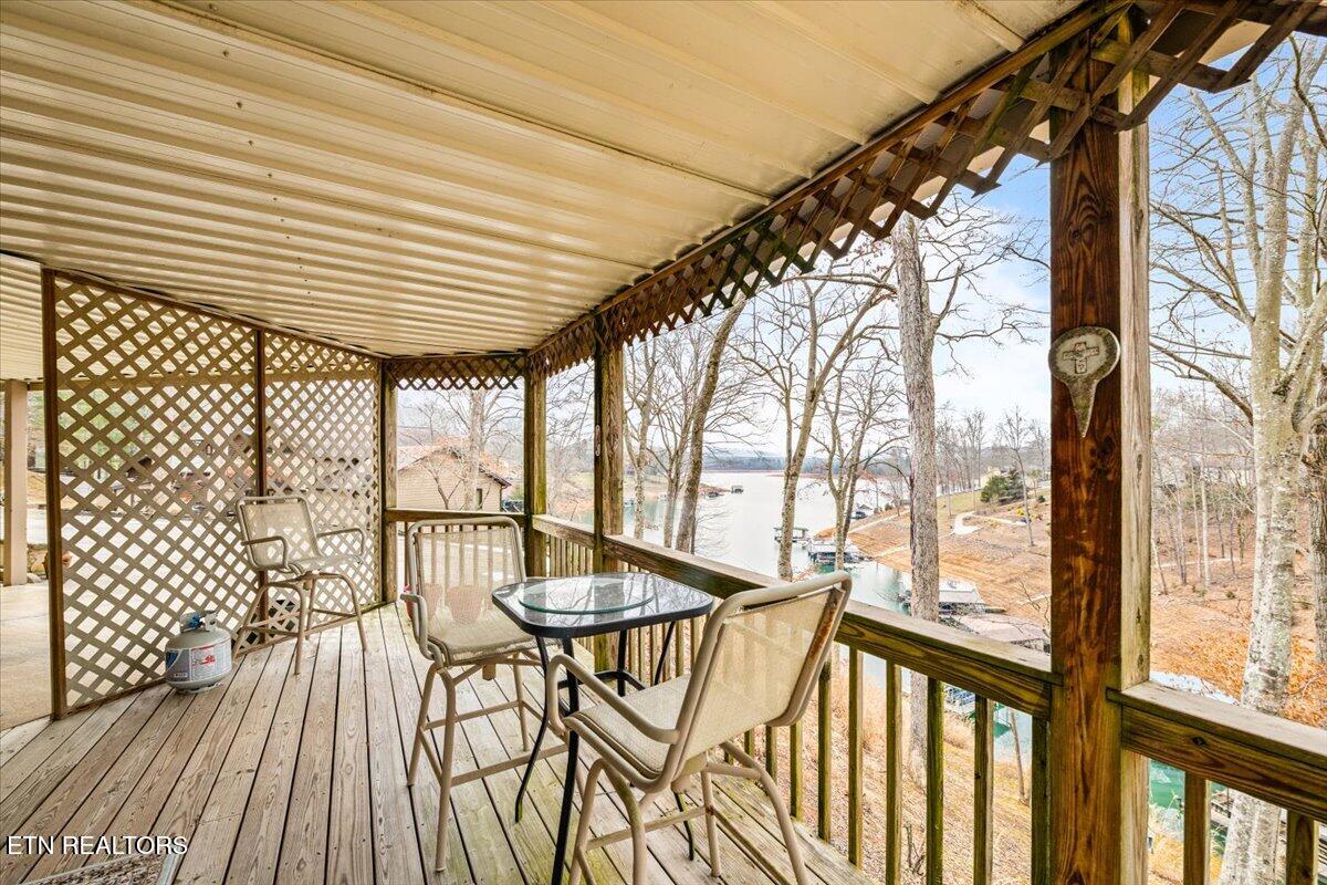 639 Deerwood Lane, LaFollette