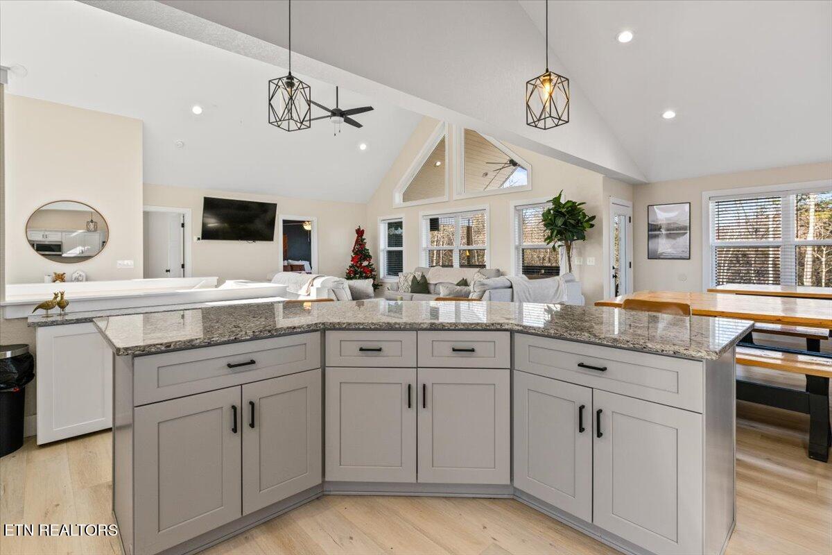 113 Pool Drive, LaFollette