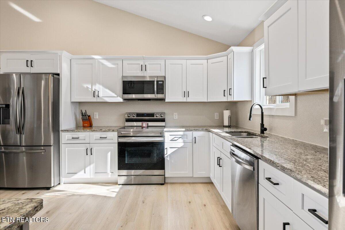 113 Pool Drive, LaFollette