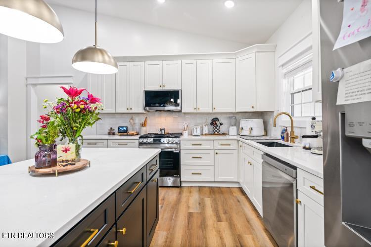 170 Wolf Hollow Lane