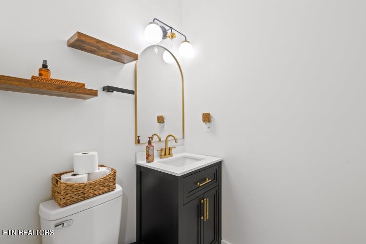 170 Wolf Hollow Lane