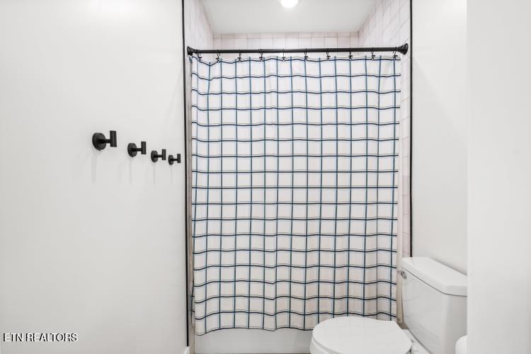 170 Wolf Hollow Lane