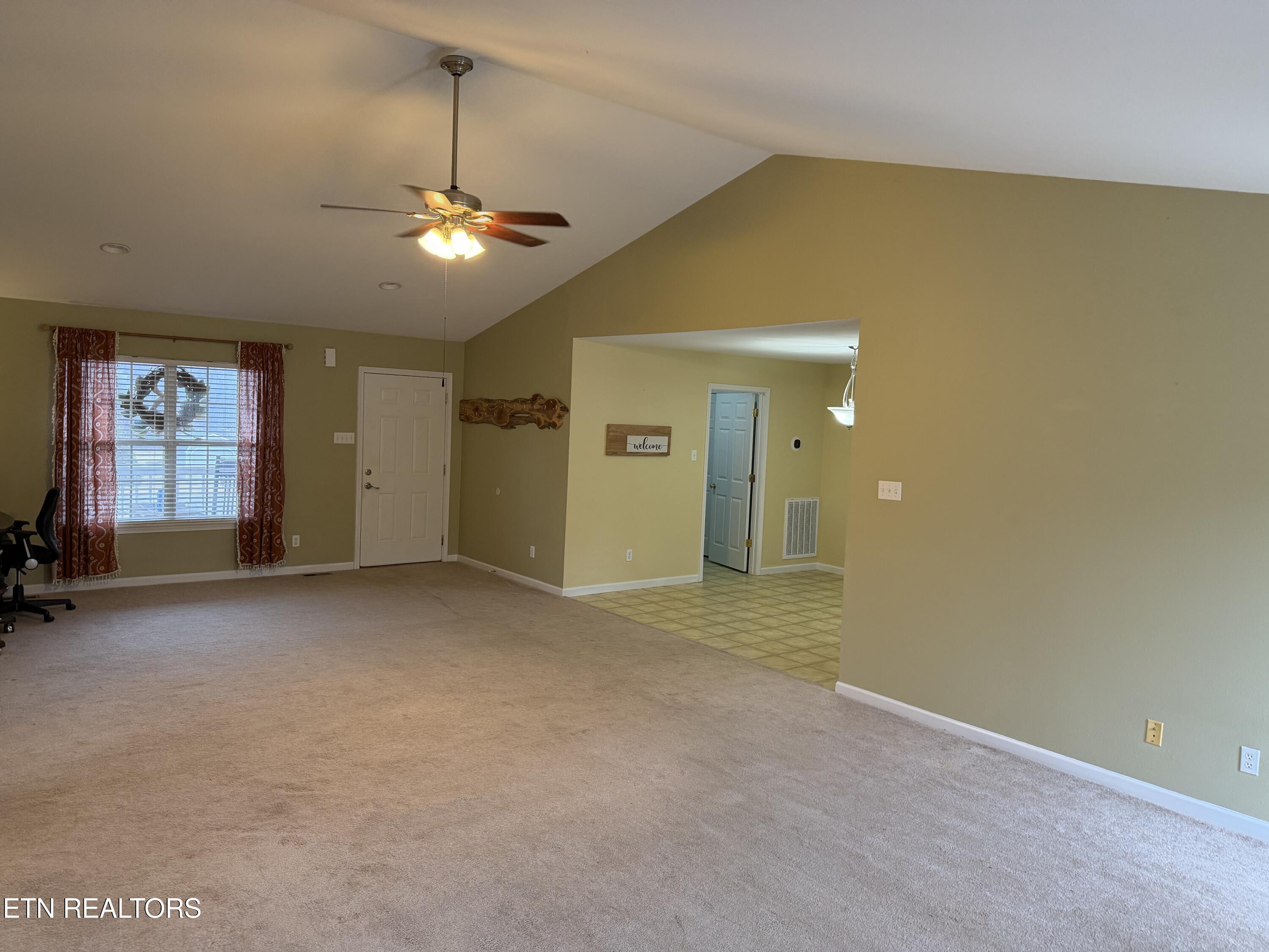 916 Shady Creek Rd
