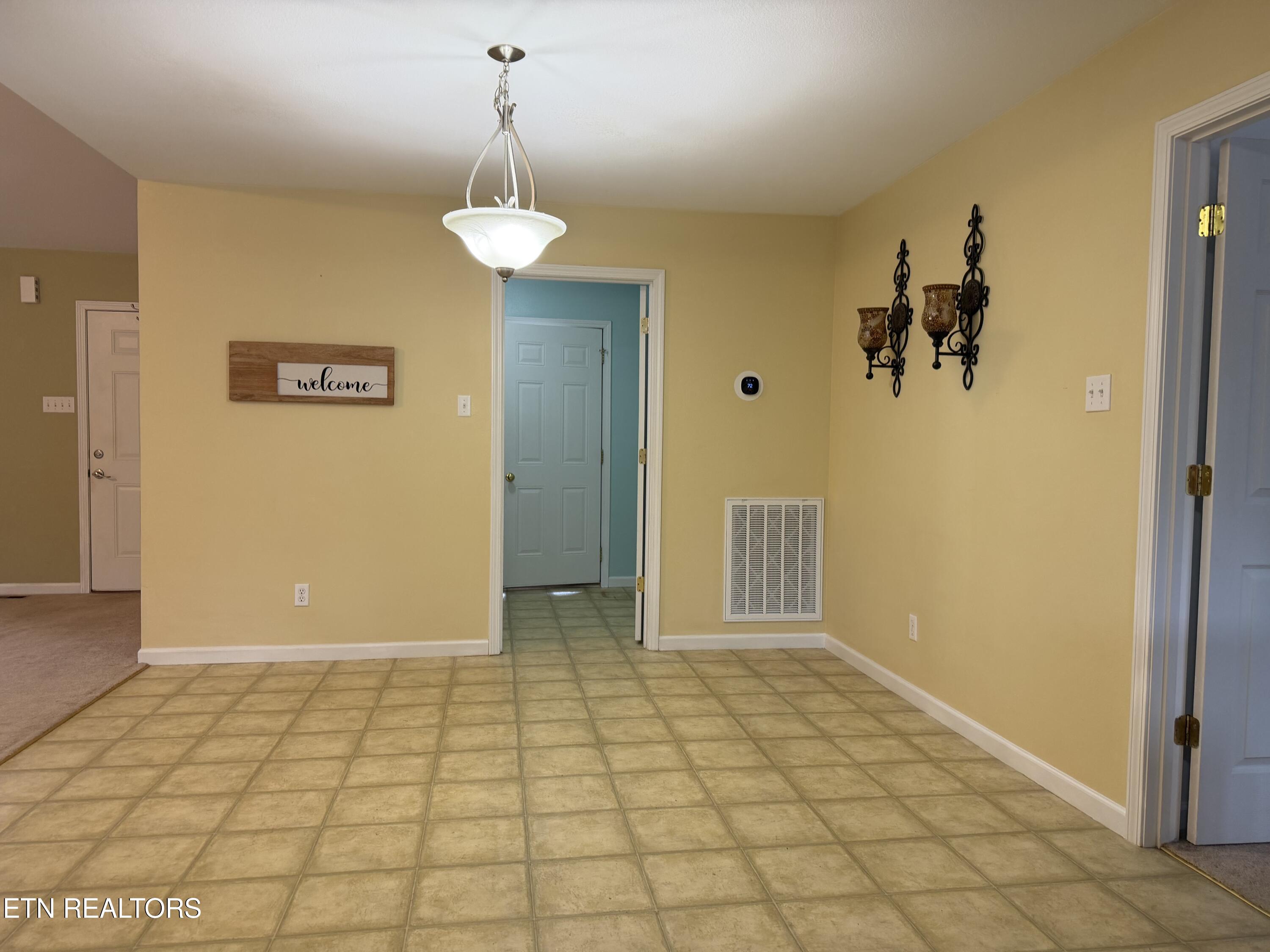 916 Shady Creek Rd