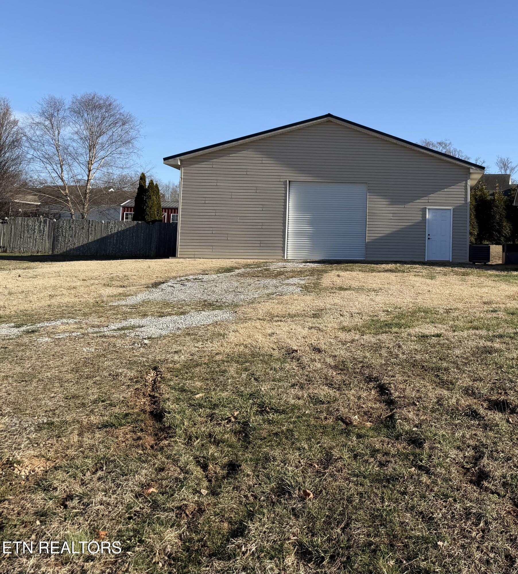 916 Shady Creek Rd