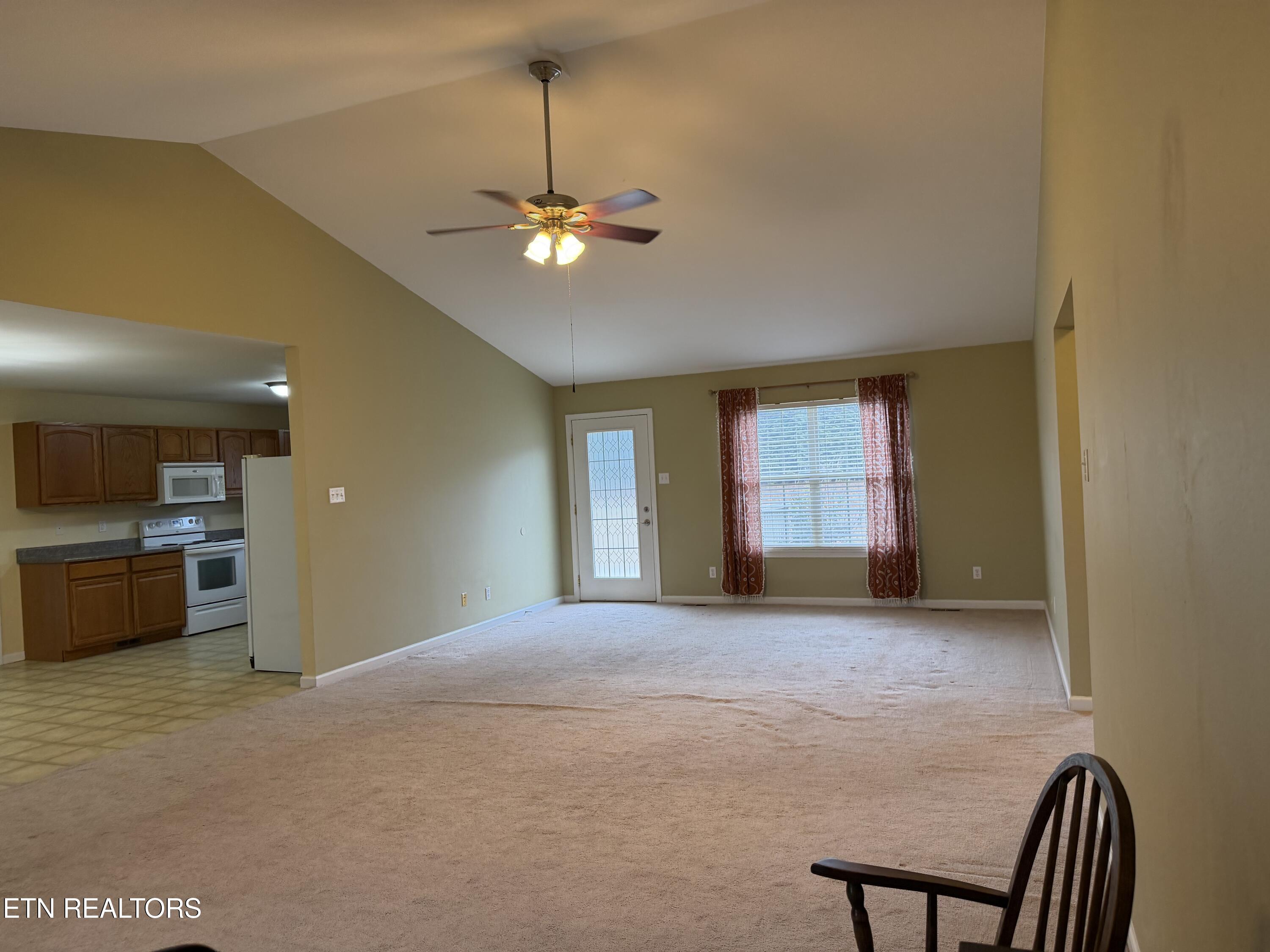 916 Shady Creek Rd