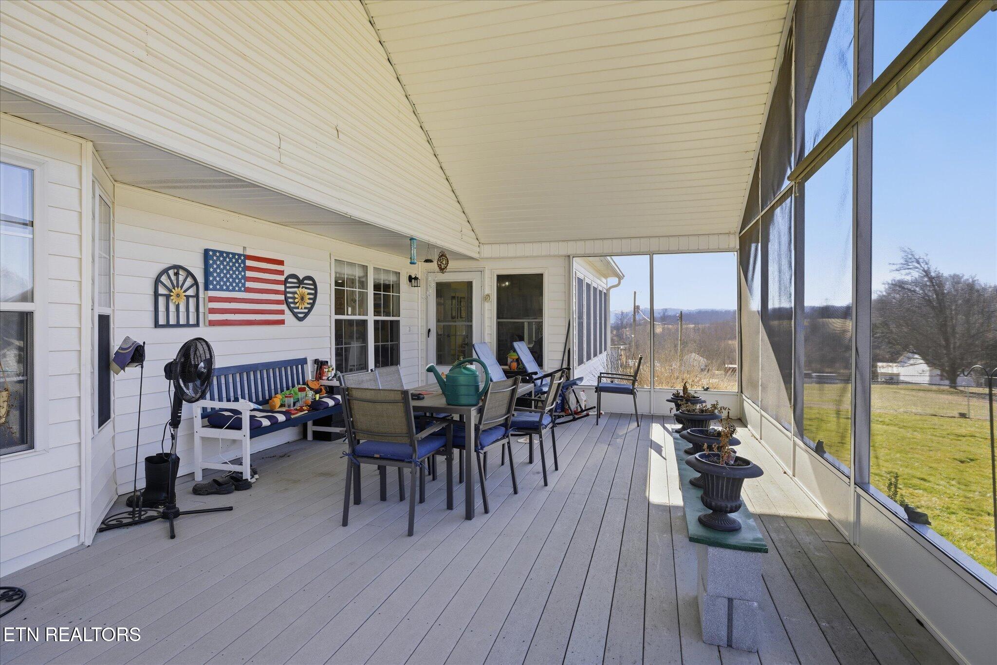 163 Matthew Lane, LaFollette