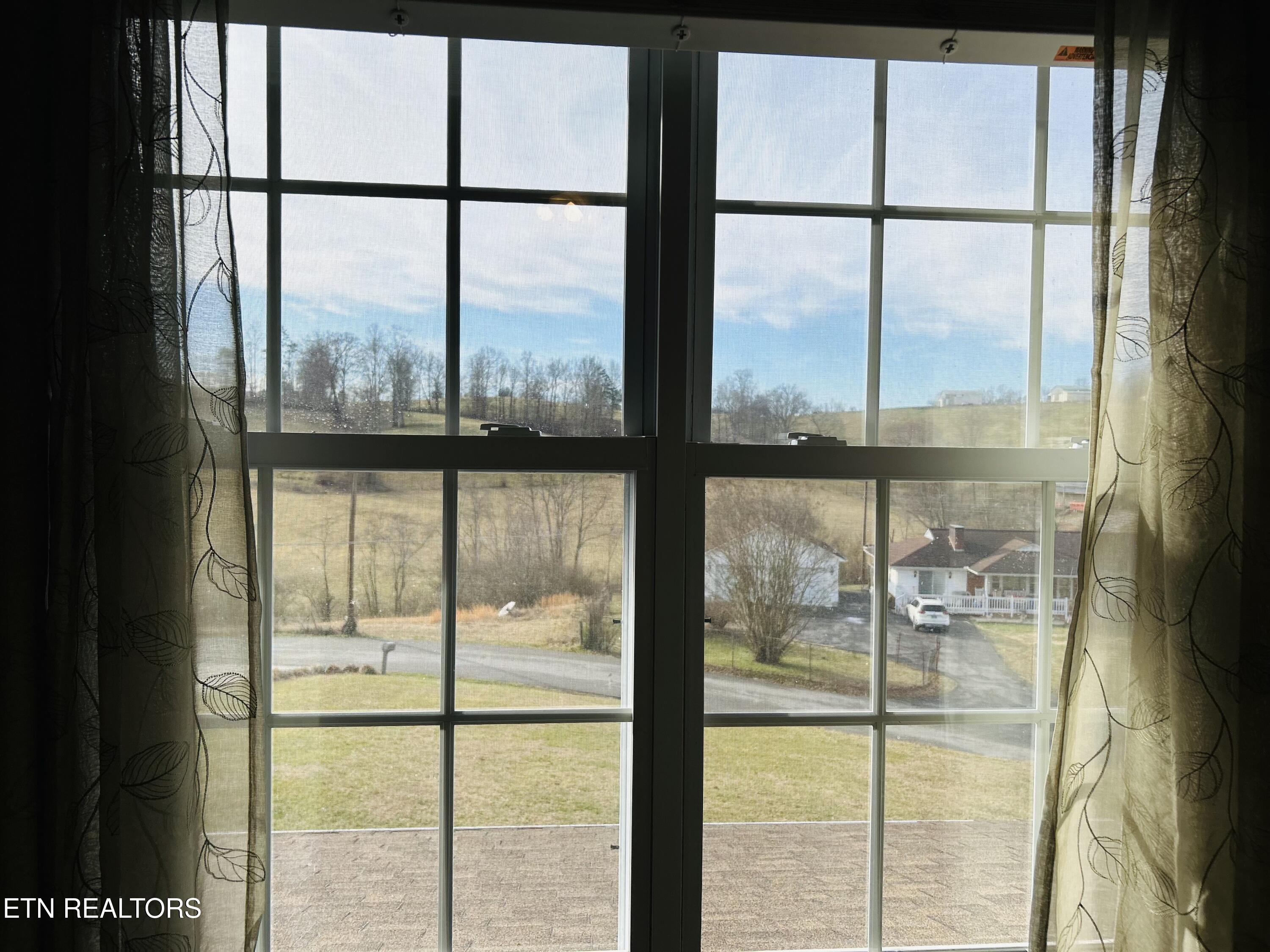 1939 Pleasant Ridge Rd, LaFollette