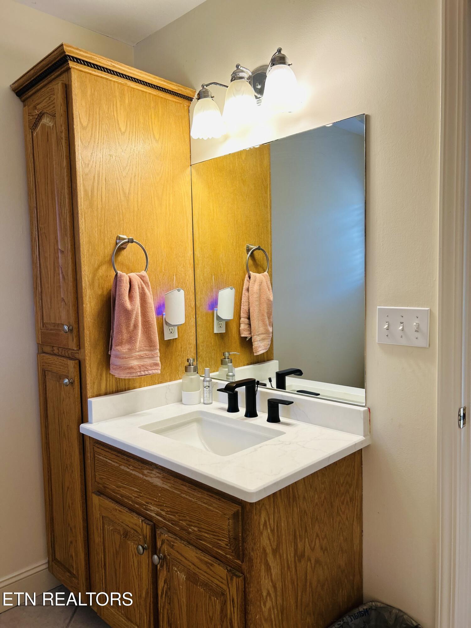 1939 Pleasant Ridge Rd, LaFollette