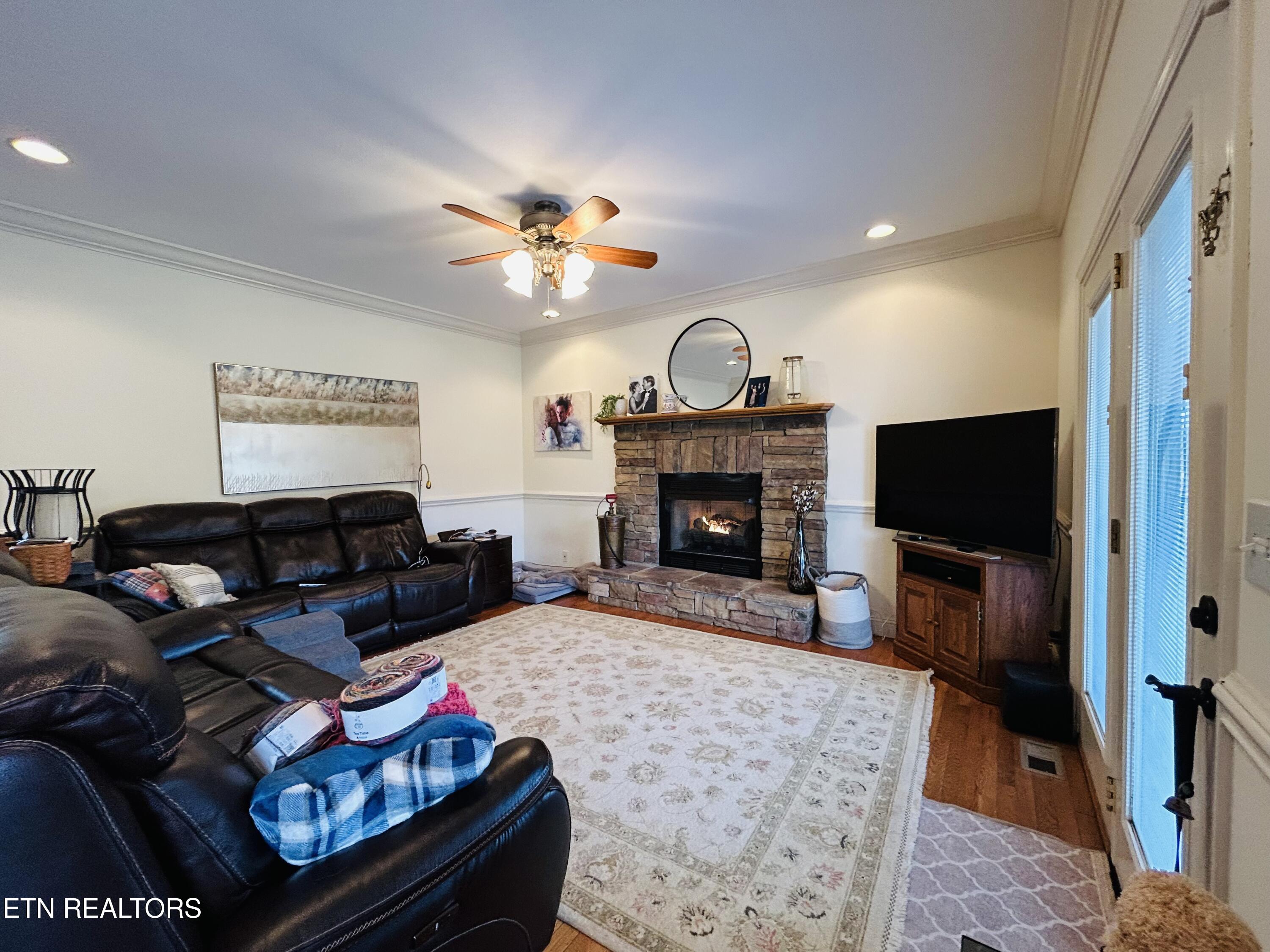 1939 Pleasant Ridge Rd, LaFollette