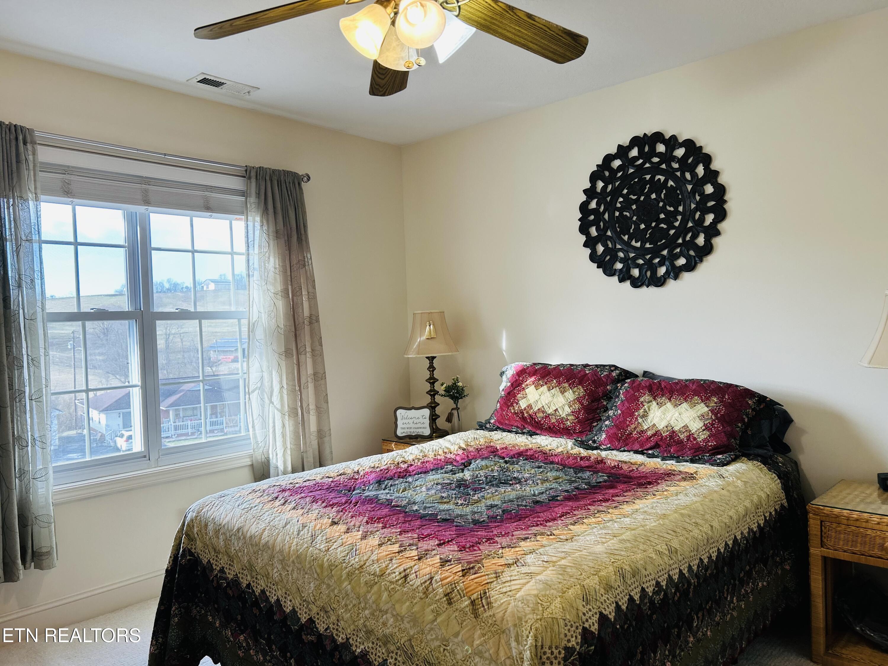 1939 Pleasant Ridge Rd, LaFollette