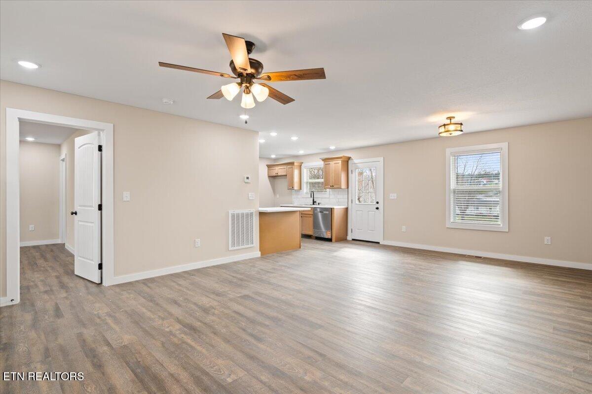 114 Brook Lane, LaFollette