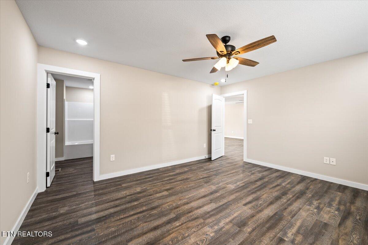 114 Brook Lane, LaFollette