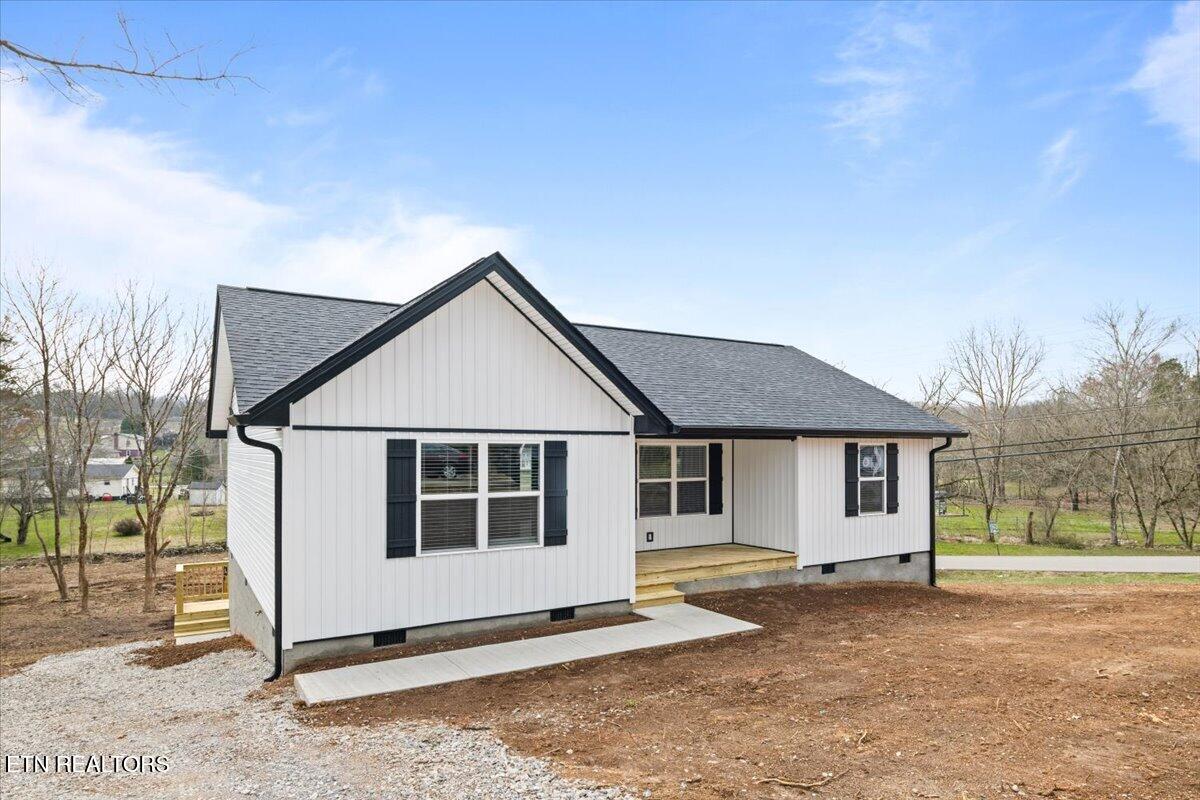 114 Brook Lane, LaFollette