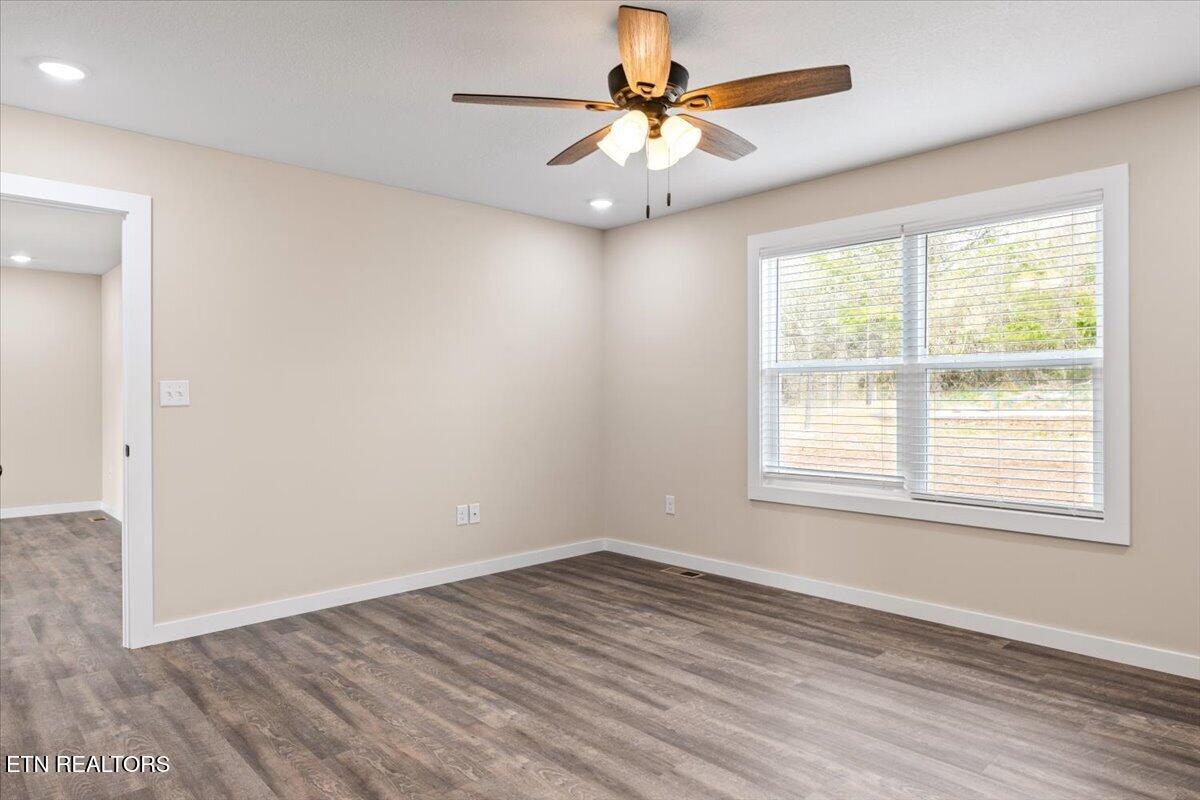 114 Brook Lane, LaFollette