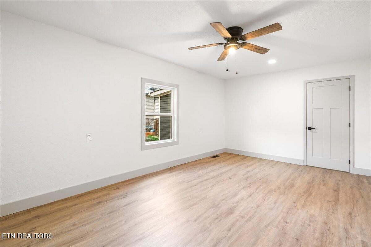 313 E Prospect St, LaFollette