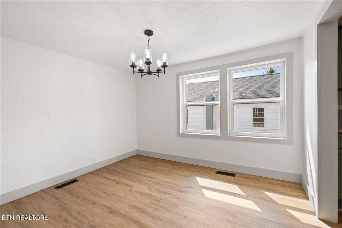 313 E Prospect St, LaFollette