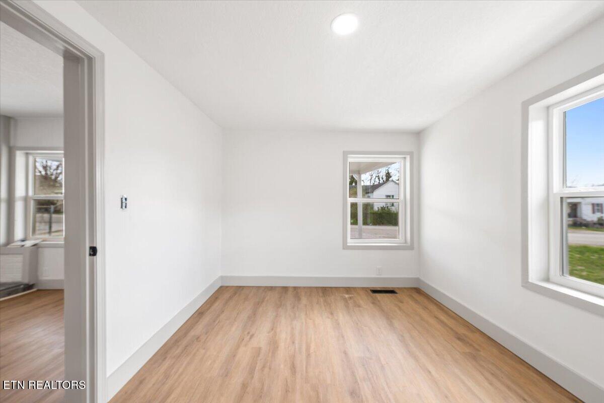 313 E Prospect St, LaFollette