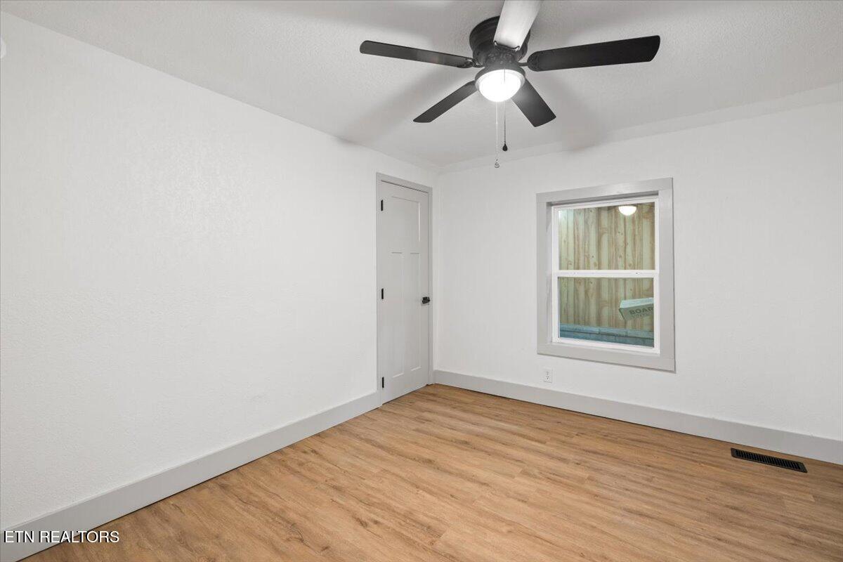 313 E Prospect St, LaFollette