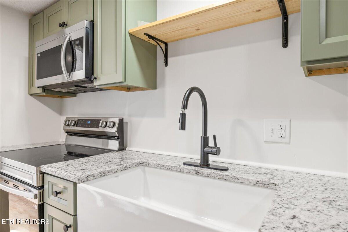 313 E Prospect St, LaFollette