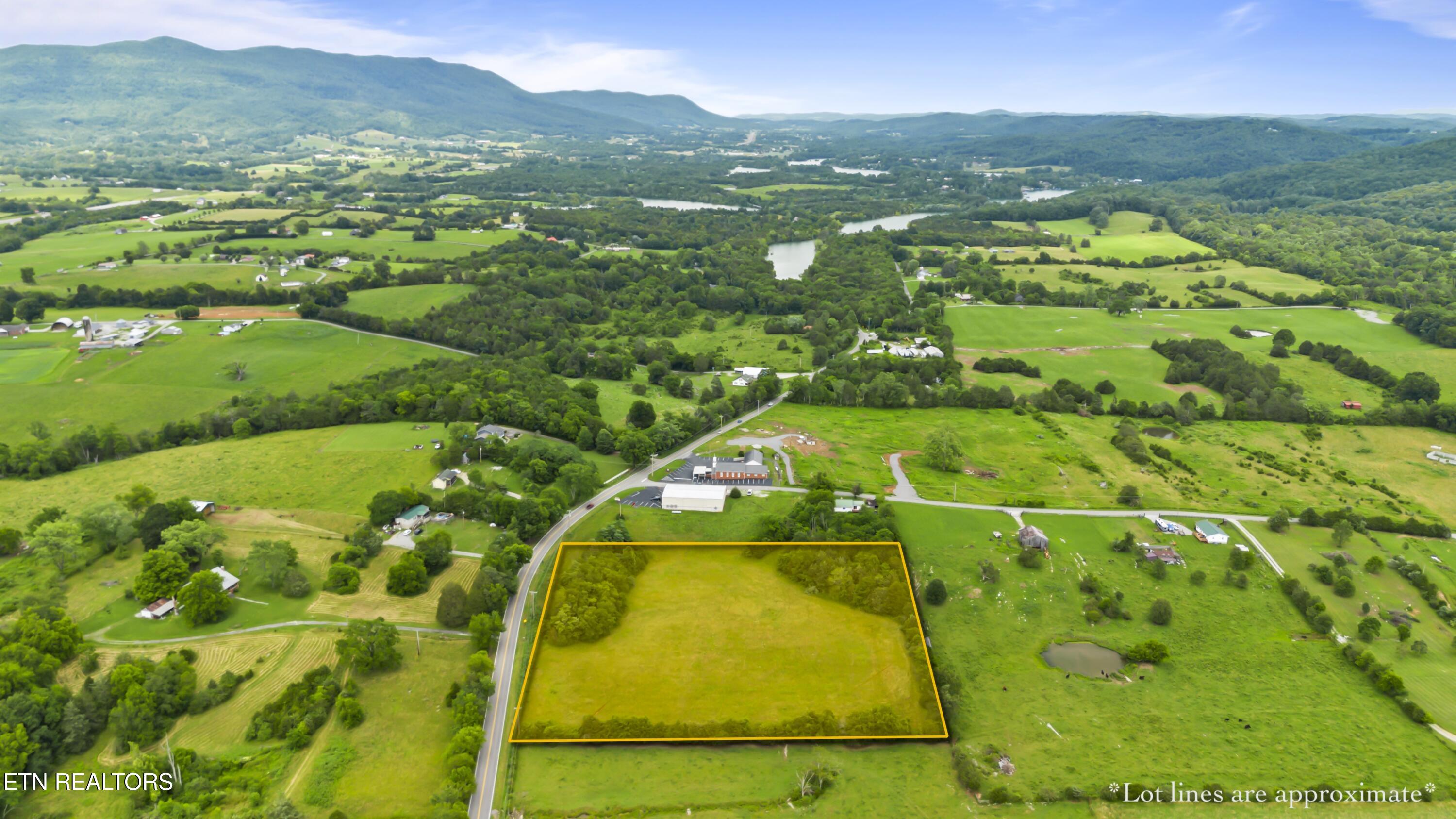 Old Middlesboro Hwy, LaFollette