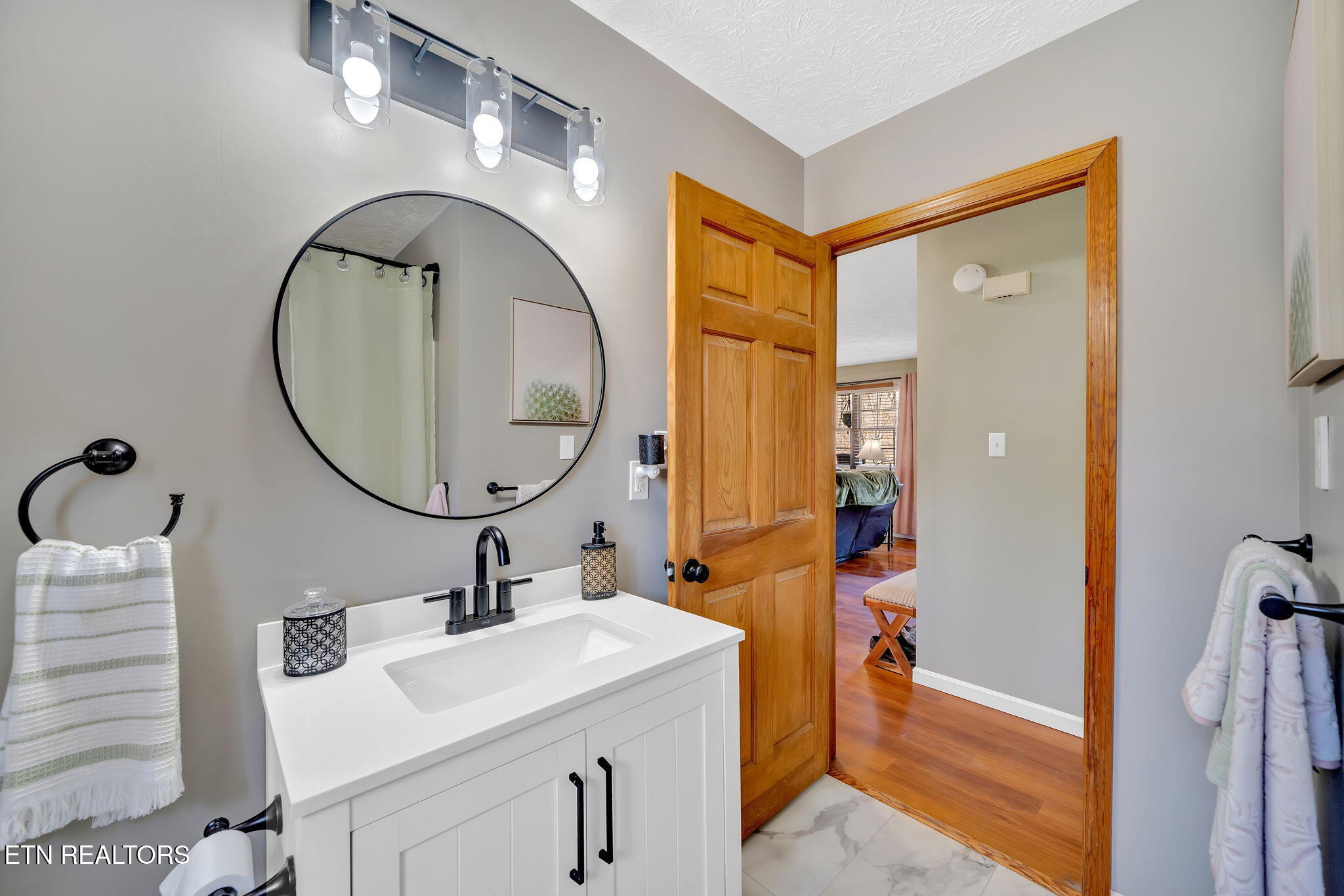 299 Tar Town Hollow Lane, LaFollette