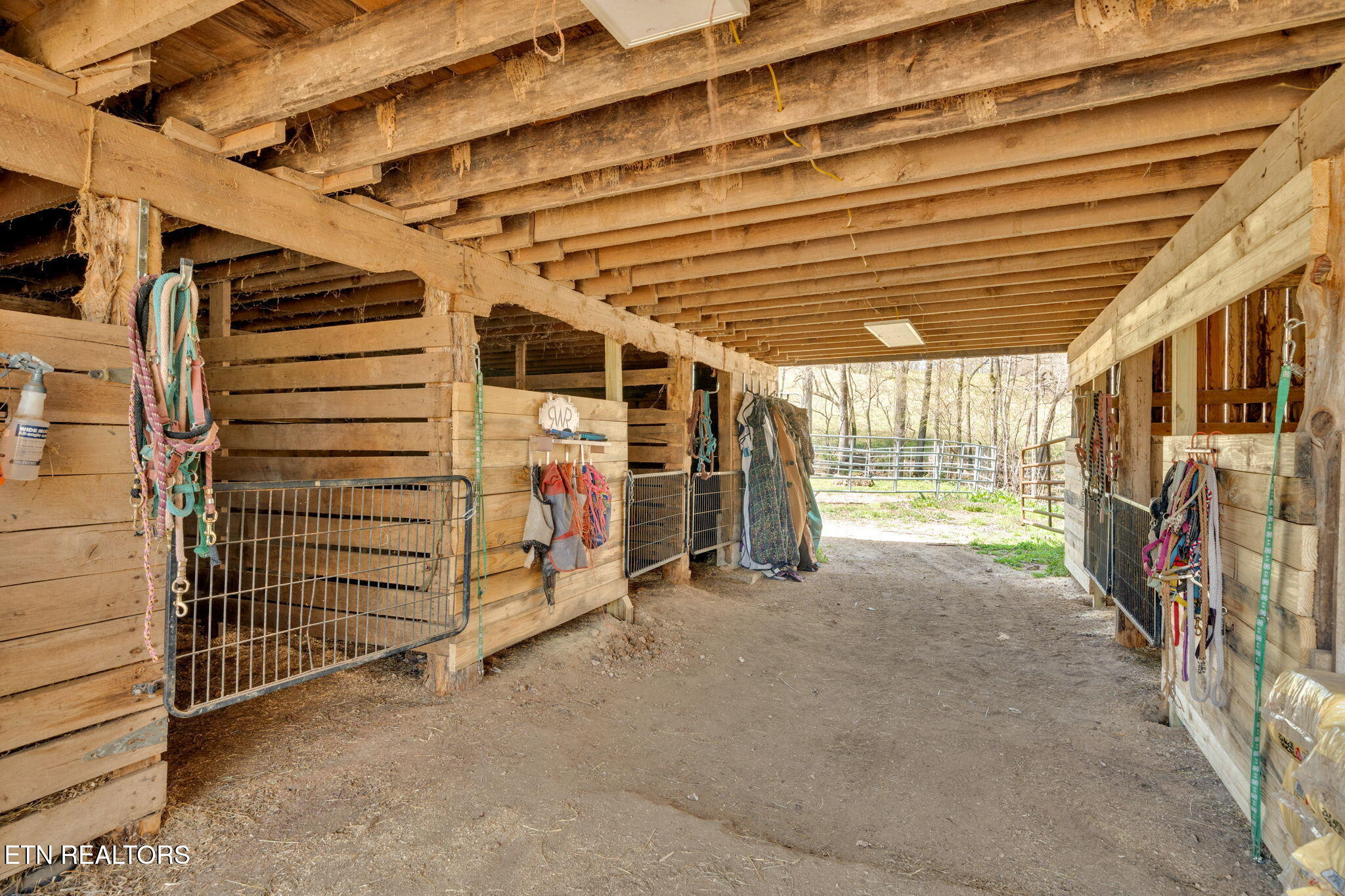 299 Tar Town Hollow Lane, LaFollette