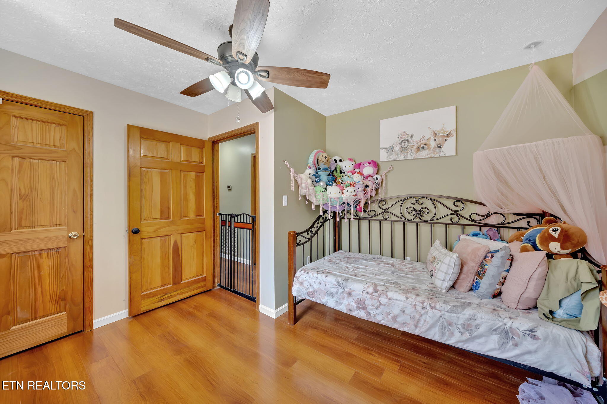 299 Tar Town Hollow Lane, LaFollette