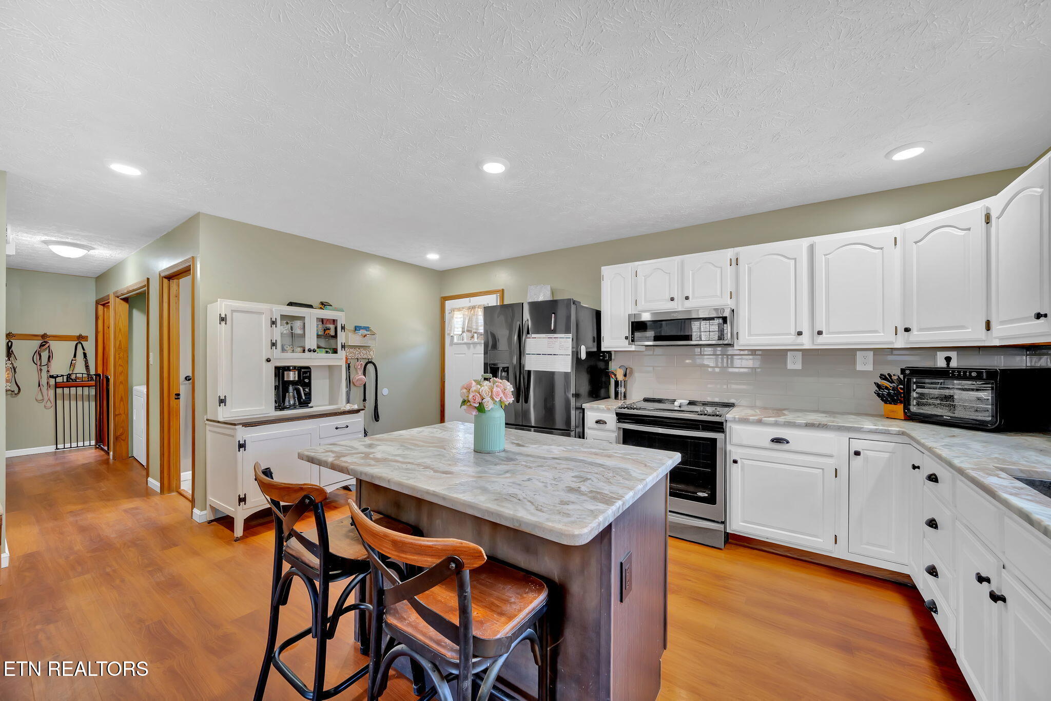 299 Tar Town Hollow Lane, LaFollette