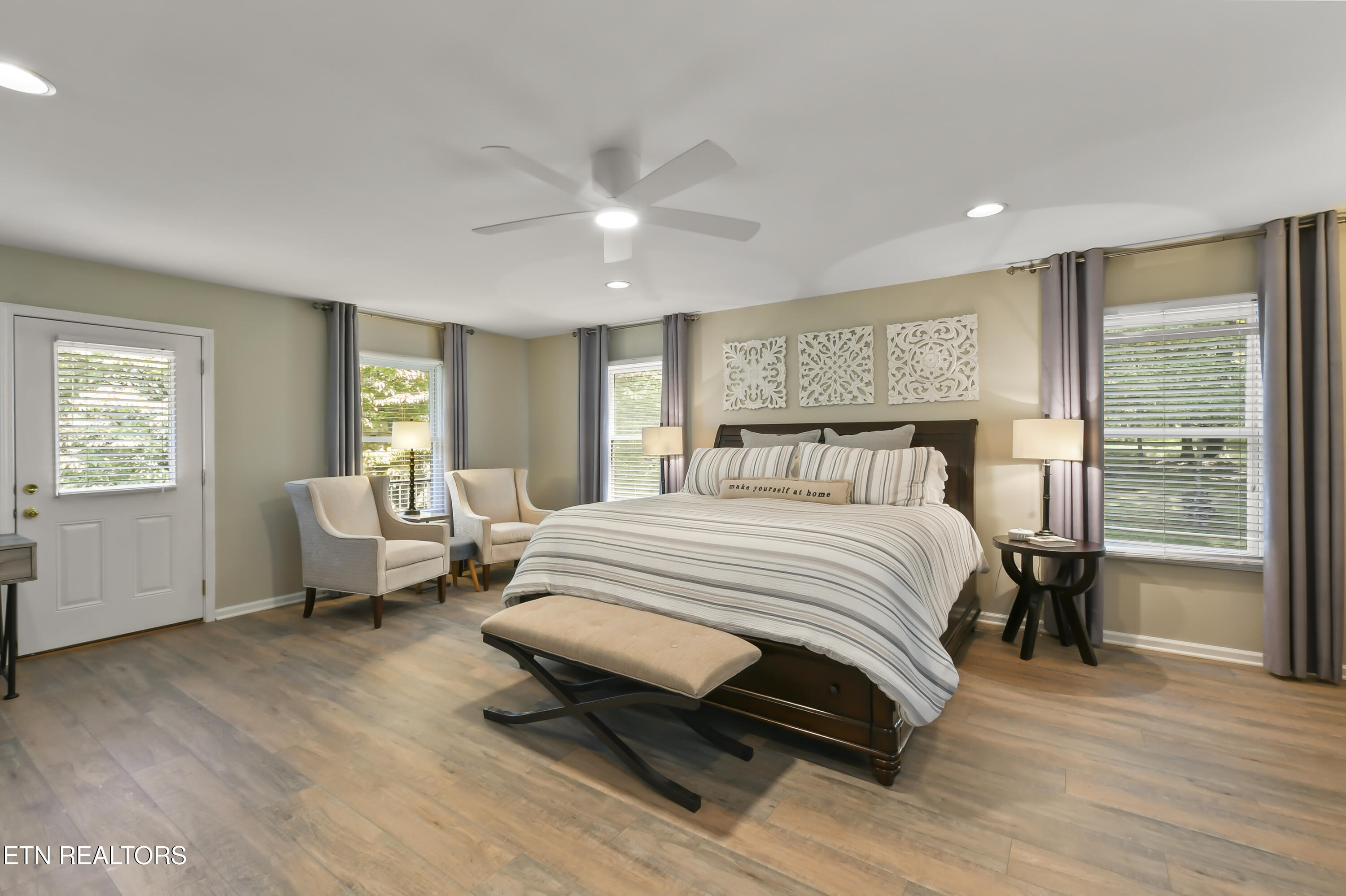 1517 Deerfield Way, LaFollette