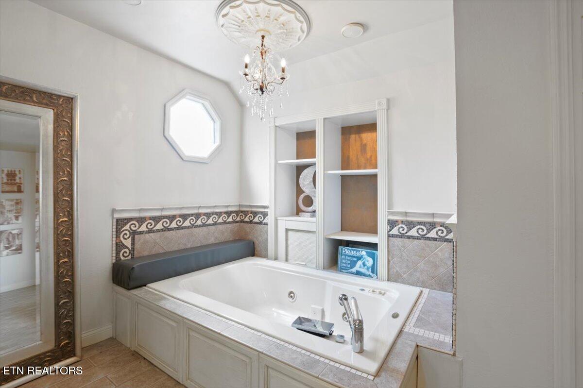 700 Shanghai Landing Lane 11, LaFollette Unit: 11