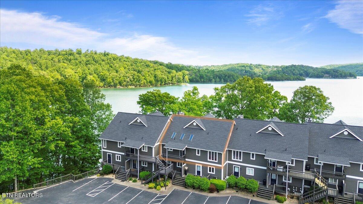 700 Shanghai Landing Lane 11, LaFollette Unit: 11