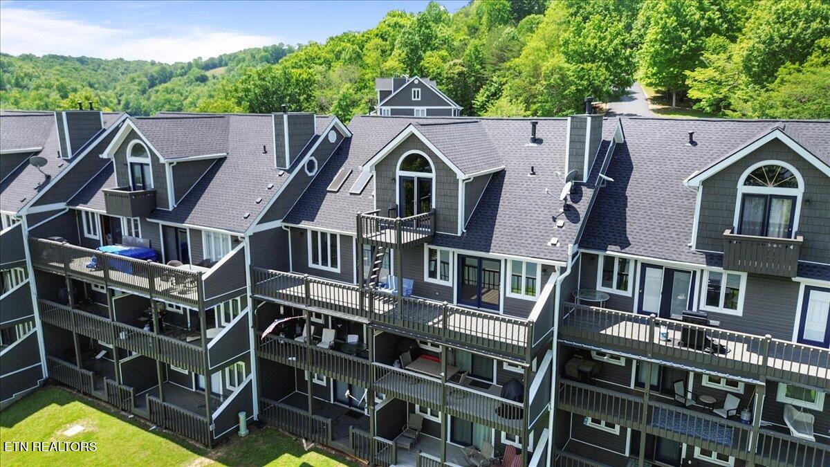 700 Shanghai Landing Lane 11, LaFollette Unit: 11